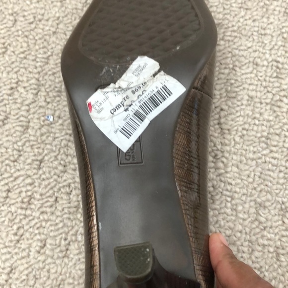 7.5 M AEROSOLES BROWN PUMPS SHOES Heels - Picture 3 of 4